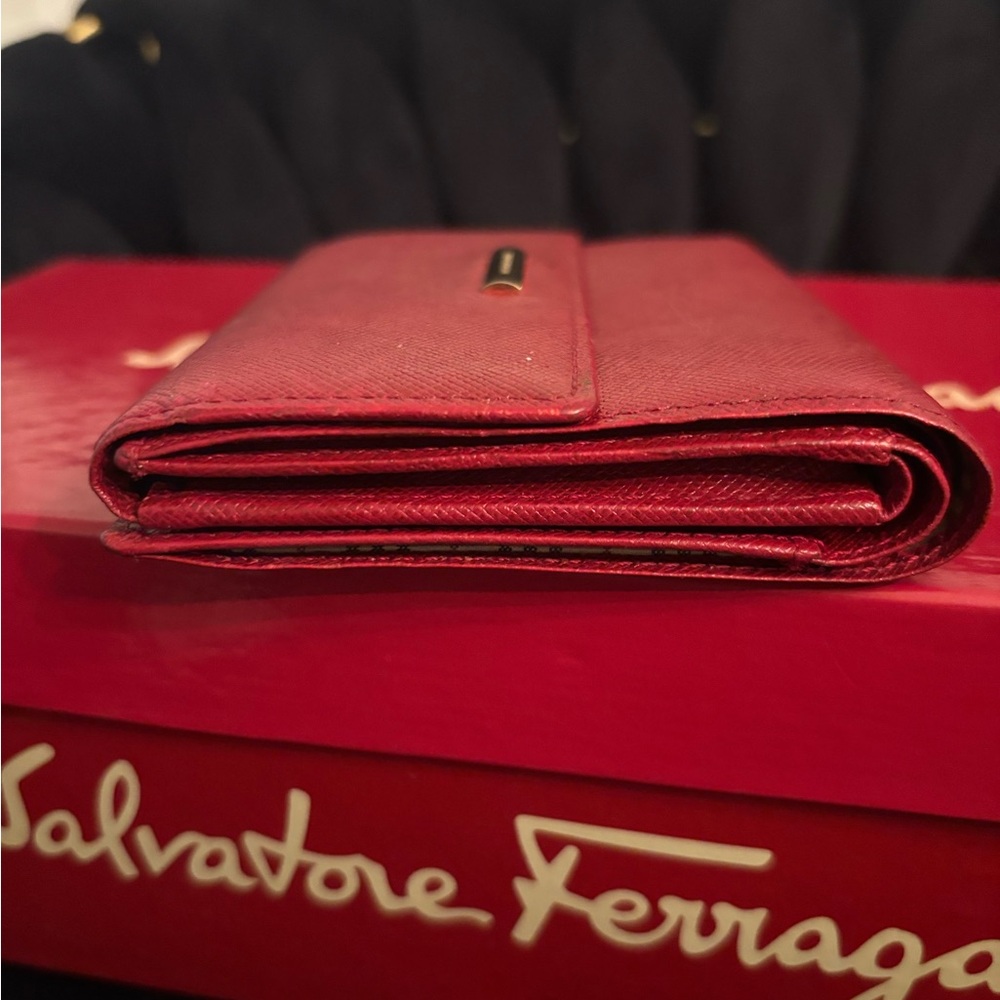 Burberry Red Leather Wallet - Picture 3 of 7